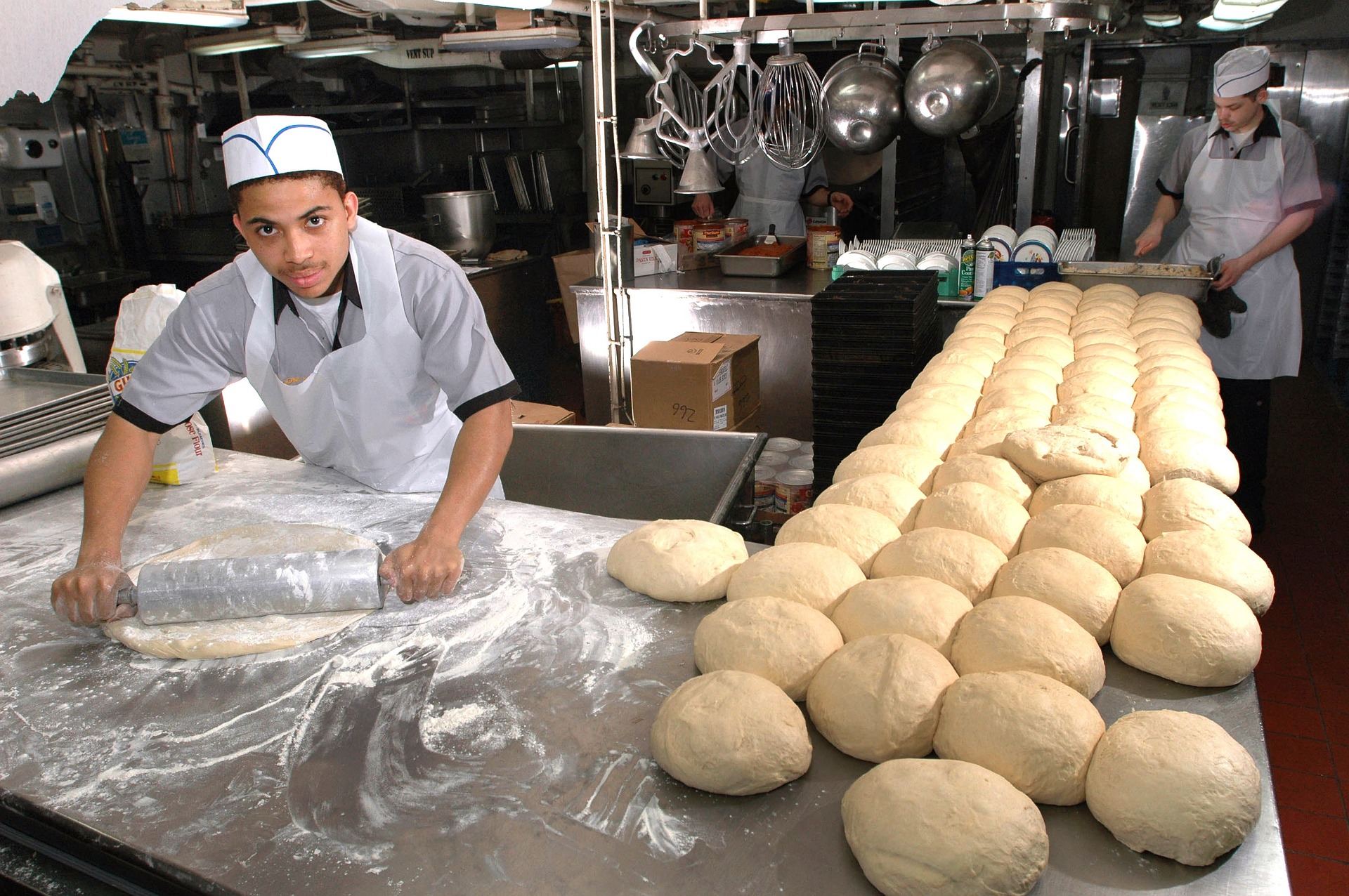 bakers_858394_1920.jpg